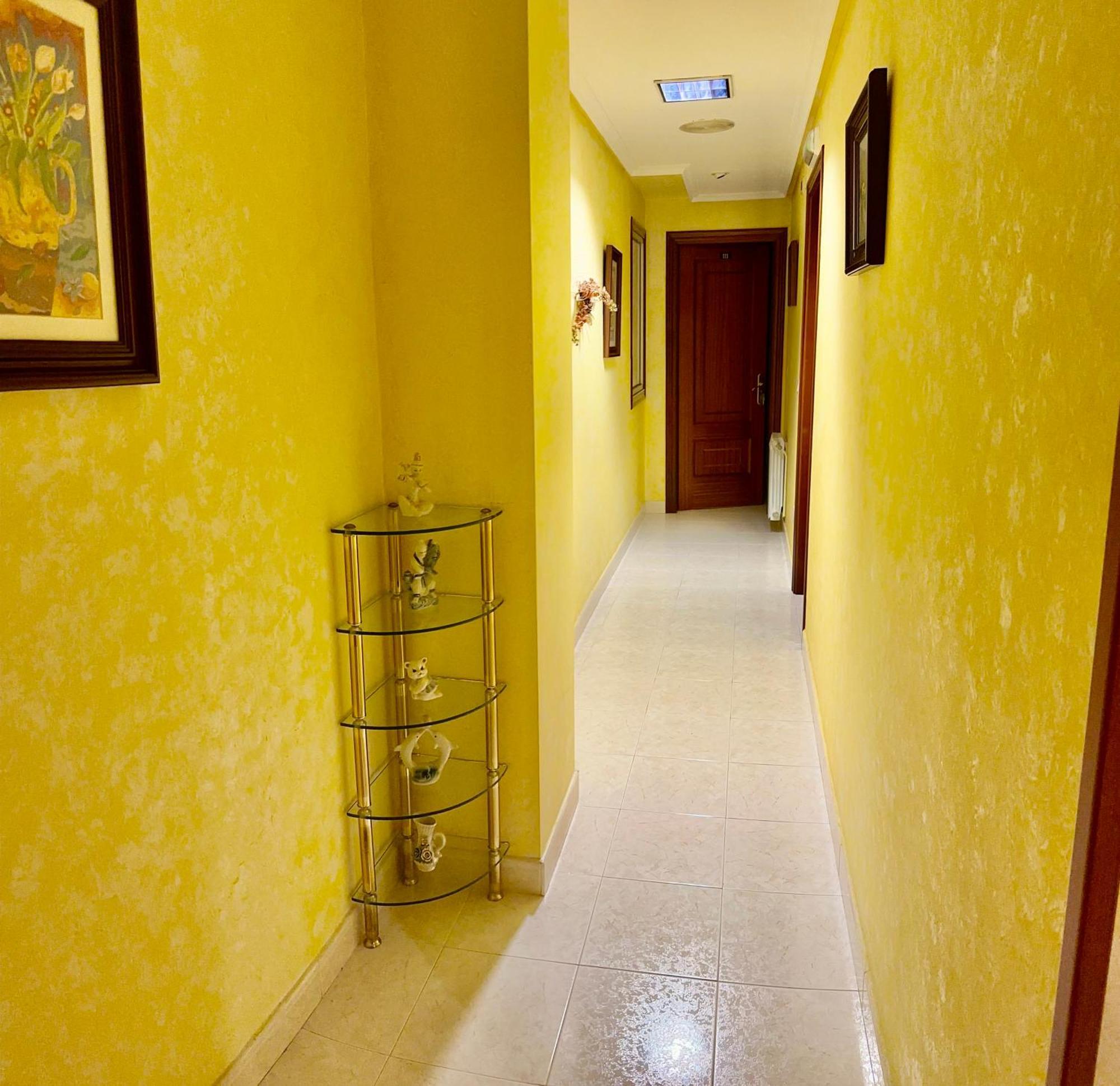 Hostal La Cubana Carballino Exterior photo